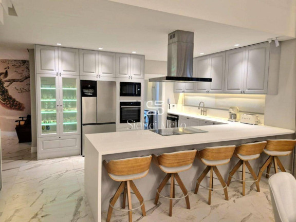 Imagem Casa com 5 Quartos à Venda, 611 m² em Centro - Camboriú