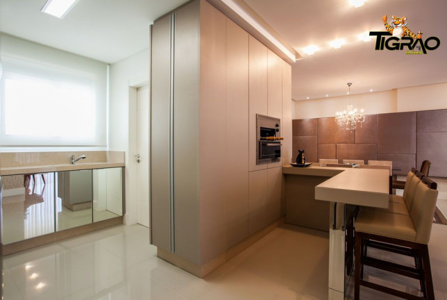 Imagem Apartamento com 4 Quartos à Venda, 150 m² em Pioneiros - Balneário Camboriú