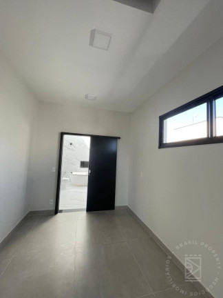 Imagem Casa com 3 Quartos à Venda, 220 m² em Residencial Colinas - Caçapava Imagem Casa com 3 Quartos à Venda, 220 m² em Residencial Colinas - Caçapava