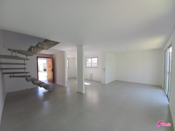Imagem Casa de Condomínio com 3 Quartos à Venda, 96 m² em Morro Das Pedras - Florianópolis