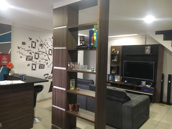 Imagem Sobrado com 3 Quartos à Venda, 180 m² em Residencial União - São José Dos Campos