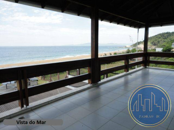 Imagem Casa com 4 Quartos para Temporada, 463 m² em Estaleiro - Balneário Camboriú Imagem Casa com 4 Quartos para Temporada, 463 m² em Estaleiro - Balneário Camboriú