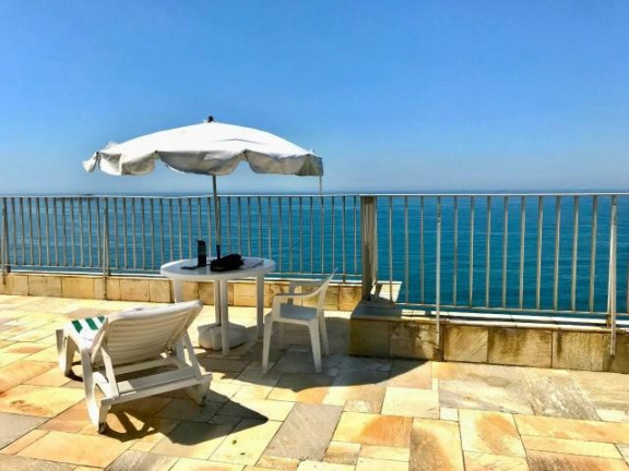 Apartamento com 3 Quartos para Alugar, 128 m² em Pitangueiras - Guarujá