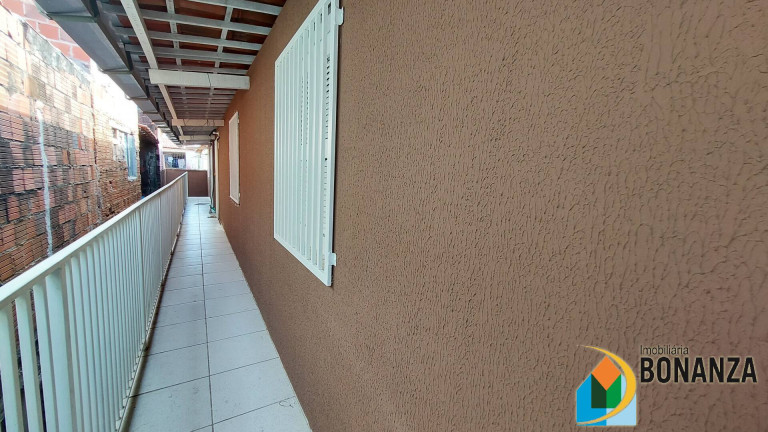 Imagem Kitnet com 1 Quarto para Alugar,  em Montese - Fortaleza