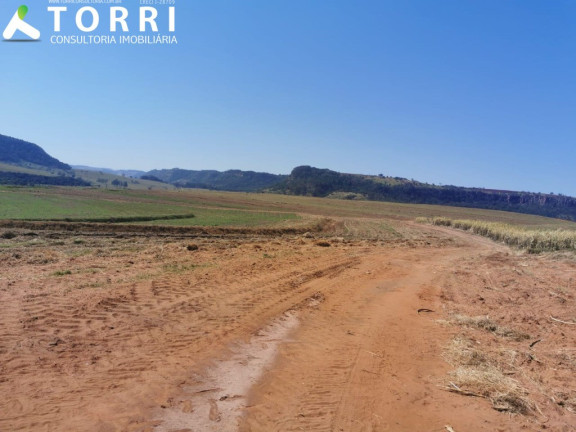 Imagem Imóvel com 5 Quartos à Venda, 9.430.740 m² em Centro - Santa Maria Da Serra Imagem Imóvel com 5 Quartos à Venda, 9.430.740 m² em Centro - Santa Maria Da Serra