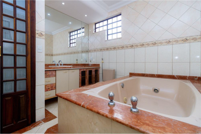 Imagem Casa com 3 Quartos à Venda, em Perdizes - São Paulo Imagem Casa com 3 Quartos à Venda, em Perdizes - São Paulo