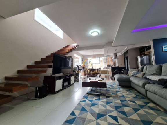 Imagem Sobrado com 4 Quartos à Venda, 250 m² em Urbanova - São José Dos Campos Imagem Sobrado com 4 Quartos à Venda, 250 m² em Urbanova - São José Dos Campos