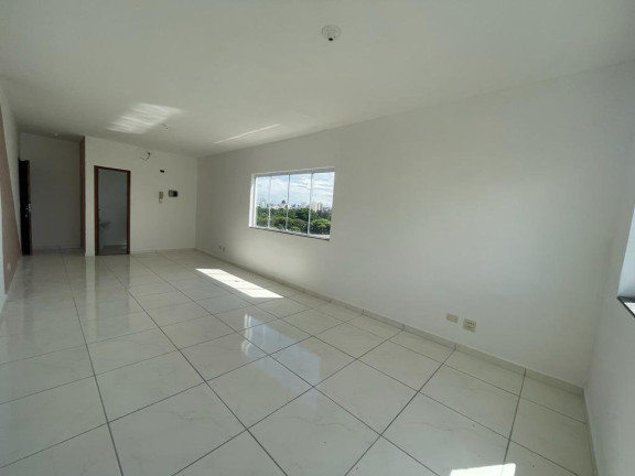 Imóvel Comercial à Venda, 32 m² em Esplanada Independência - Taubaté