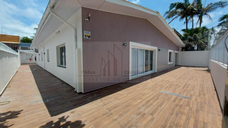 Imagem Casa com 6 Quartos à Venda, 600 m² em Jardim Itanhaém - Itanhaém