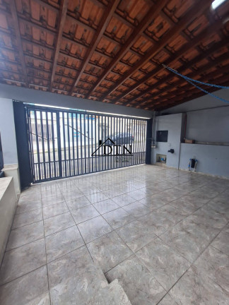 Imagem Sobrado com 3 Quartos à Venda, 263 m² em Vila Bastos - Santo André