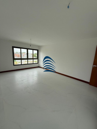 Imagem Casa com 5 Quartos à Venda, 206 m² em Buraquinho - Lauro De Freitas