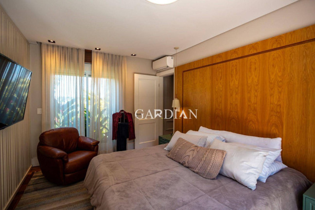 Imagem Casa com 4 Quartos à Venda, 371 m² em Jardim Vila Paradiso - Indaiatuba Imagem Casa com 4 Quartos à Venda, 371 m² em Jardim Vila Paradiso - Indaiatuba