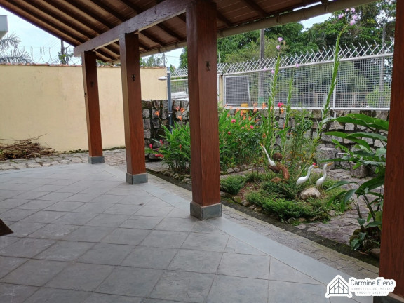 Imagem Casa com 6 Quartos para Alugar, 15 m² em Centro - Ubatuba Imagem Casa com 6 Quartos para Alugar, 15 m² em Centro - Ubatuba