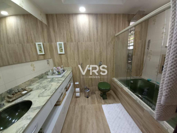 Imagem Casa com 3 Quartos à Venda, 287 m² em Várzea - Teresópolis Imagem Casa com 3 Quartos à Venda, 287 m² em Várzea - Teresópolis