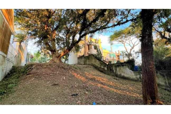 Imagem Imóvel à Venda, em Tristeza - Porto Alegre Imagem Imóvel à Venda, em Tristeza - Porto Alegre