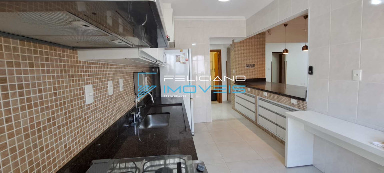 Imagem Apartamento com 4 Quartos à Venda, 210 m² em Canto Do Forte - Praia Grande Imagem Apartamento com 4 Quartos à Venda, 210 m² em Canto Do Forte - Praia Grande