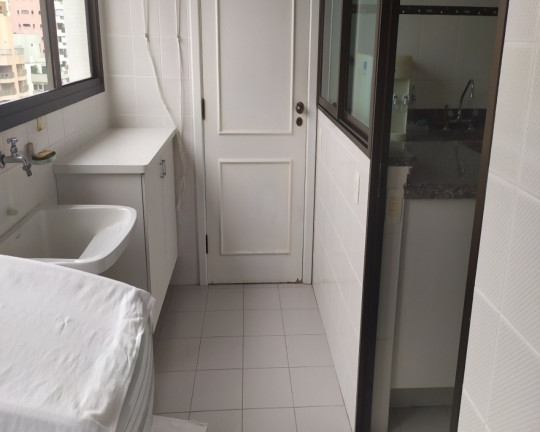 Imagem Apartamento com 3 Quartos à Venda, 170 m² em Pitangueiras - Guarujá