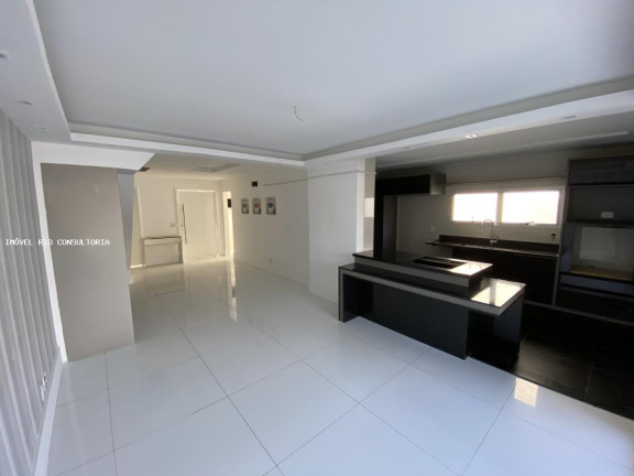 Imagem Casa com 3 Quartos à Venda, 268 m² em Rio De Janeiro Imagem Casa com 3 Quartos à Venda, 268 m² em Rio De Janeiro
