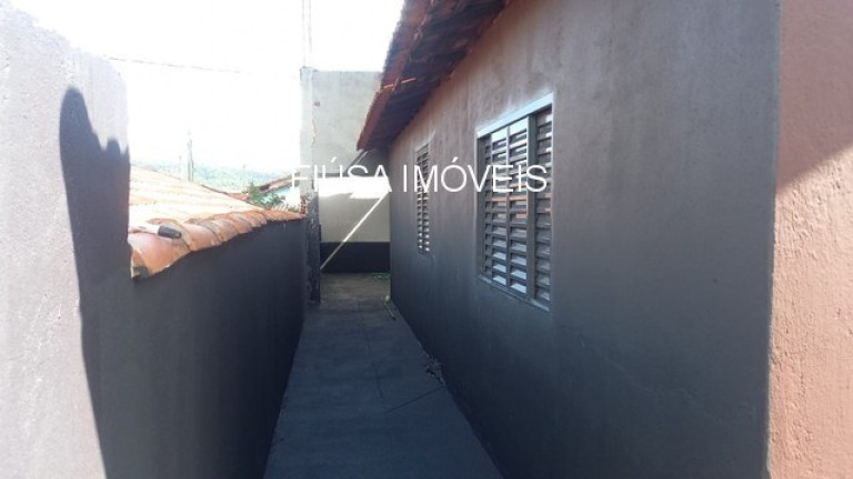 Imagem Casa com 3 Quartos à Venda, 250 m² em Centro - Rifaina