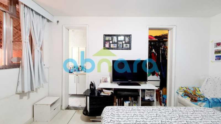 Imagem Apartamento com 3 Quartos à Venda, 180 m² em Copacabana - Rio De Janeiro Imagem Apartamento com 3 Quartos à Venda, 180 m² em Copacabana - Rio De Janeiro