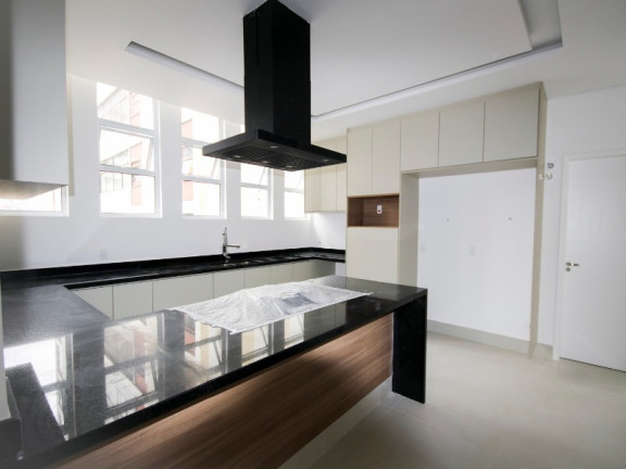 Imagem Imóvel com 4 Quartos à Venda, 382 m² em Jardim Paulista - São Paulo Imagem Imóvel com 4 Quartos à Venda, 382 m² em Jardim Paulista - São Paulo