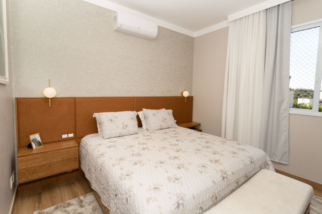 Imagem Casa com 4 Quartos à Venda, 400 m² em Cabral - Contagem Imagem Casa com 4 Quartos à Venda, 400 m² em Cabral - Contagem