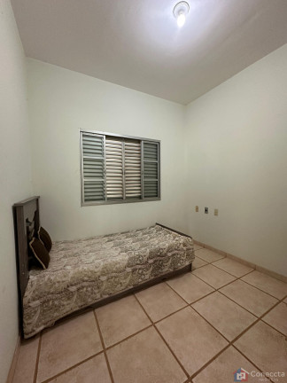 Imagem Casa com 4 Quartos à Venda, 170 m² em Caiçaras - Patos De Minas Imagem Casa com 4 Quartos à Venda, 170 m² em Caiçaras - Patos De Minas
