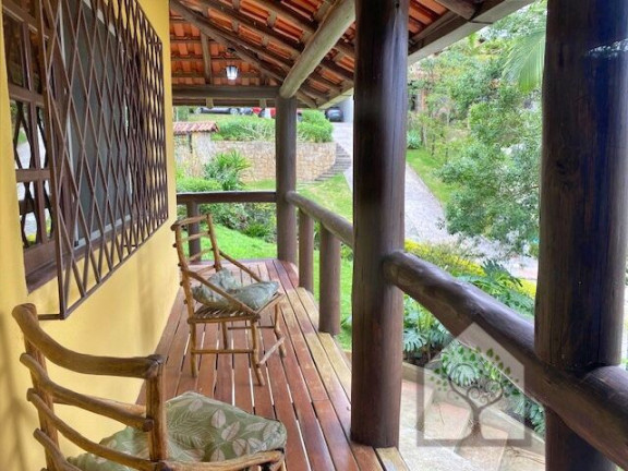 Imagem Casa com 4 Quartos à Venda, 237 m² em Itacorubi - Florianópolis