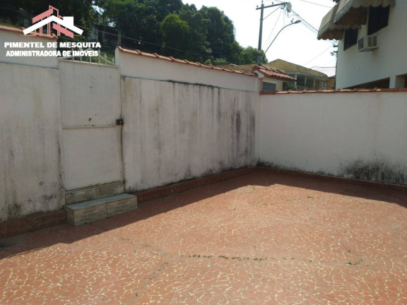 Imagem Casa com 3 Quartos à Venda, 142 m² em Mutuá - São Gonçalo