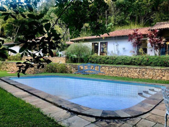 Imagem Casa com 4 Quartos à Venda, 450 m² em Corrêas - Petrópolis Imagem Casa com 4 Quartos à Venda, 450 m² em Corrêas - Petrópolis