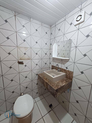Imagem Casa com 3 Quartos para Alugar, 80 m² em Vila Nova - Irati Imagem Casa com 3 Quartos para Alugar, 80 m² em Vila Nova - Irati