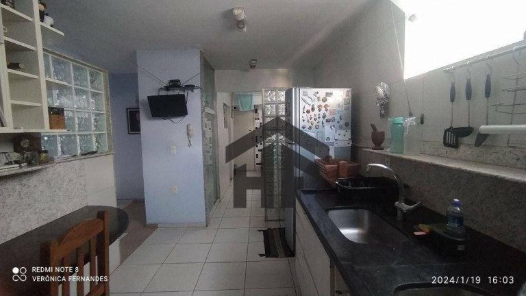 Imagem Apartamento com 5 Quartos à Venda, 220 m² em Espinheiro - Recife