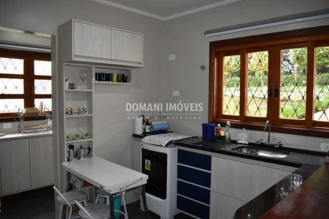 Imagem Imóvel com 3 Quartos à Venda, 124 m² em Região De Capivari - Campos Do Jordão Imagem Imóvel com 3 Quartos à Venda, 124 m² em Região De Capivari - Campos Do Jordão