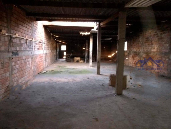 Galpão à Venda, 140 m² em Jardim Santo André - São Paulo