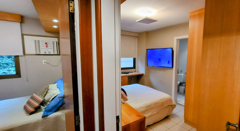 Imagem Imóvel com 4 Quartos à Venda, 190 m² em Icaraí - Niterói Imagem Imóvel com 4 Quartos à Venda, 190 m² em Icaraí - Niterói