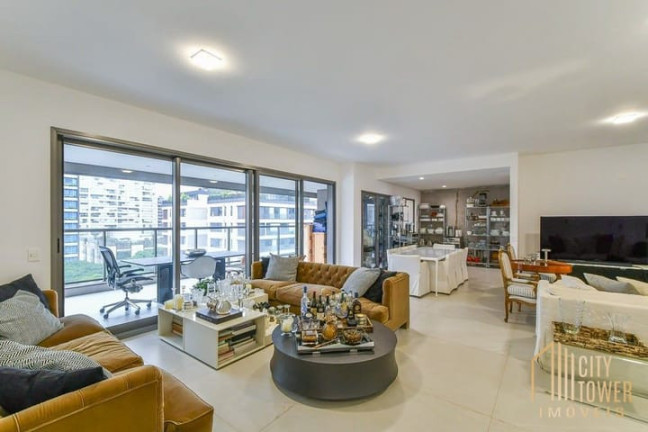 Apartamento com 3 Quartos à Venda, 186 m² em Campo Belo - São Paulo