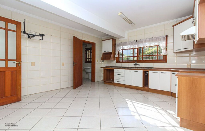 Imagem Casa com 3 Quartos à Venda, 220 m² em Ipanema - Porto Alegre