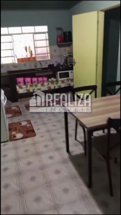 Imagem Casa com 2 Quartos à Venda, 277 m² em Jardim Triângulo - Uberaba