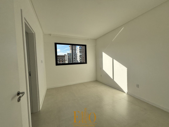 Imagem Apartamento com 3 Quartos à Venda, 105 m² em Meia Praia - Itapema Imagem Apartamento com 3 Quartos à Venda, 105 m² em Meia Praia - Itapema