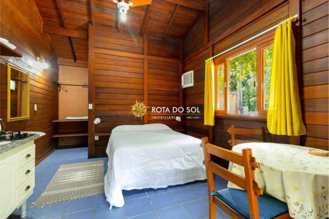 Imagem Apartamento com 24 Quartos à Venda, 1.932 m² em Centro - Bombinhas
