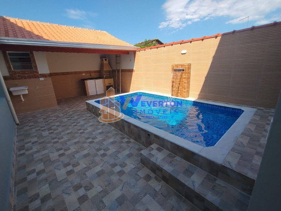 Casa com 3 Quartos à Venda,  em Itaguai - Mongaguá