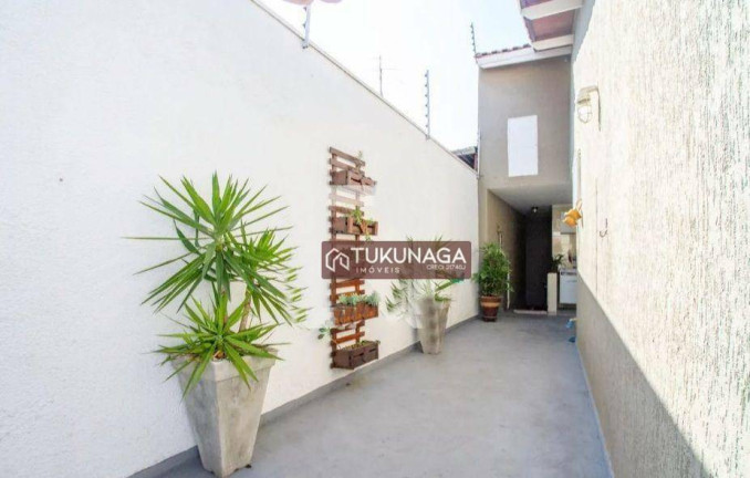 Imagem Casa com 3 Quartos à Venda, 253 m² em Jardim Santa Mena - Guarulhos Imagem Casa com 3 Quartos à Venda, 253 m² em Jardim Santa Mena - Guarulhos