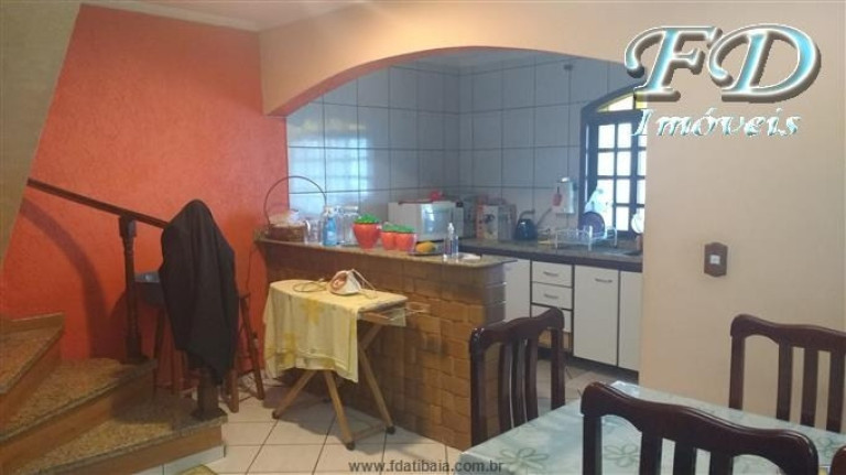 Imagem Casa com 3 Quartos à Venda, 300 m² em Terra Preta - Mairiporã Imagem Casa com 3 Quartos à Venda, 300 m² em Terra Preta - Mairiporã