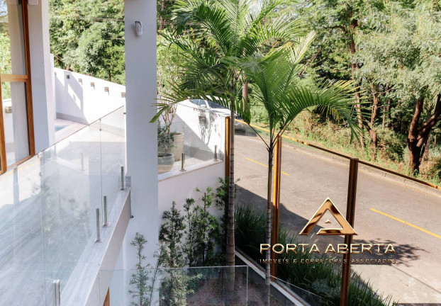 Imagem Casa com 3 Quartos à Venda, 400 m² em Das águas - Ipatinga Imagem Casa com 3 Quartos à Venda, 400 m² em Das águas - Ipatinga