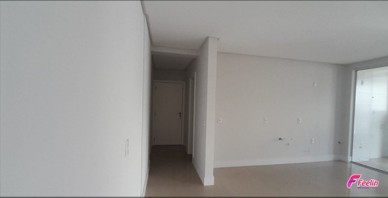 Apartamento com 3 Quartos à Venda, 101 m² em Agronômica - Florianópolis
