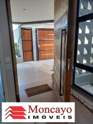 Imagem Sobrado com 3 Quartos à Venda, 381 m² em Poiares - Caraguatatuba Imagem Sobrado com 3 Quartos à Venda, 381 m² em Poiares - Caraguatatuba