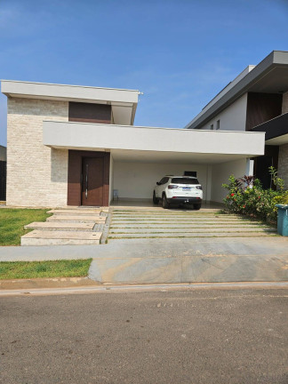 Casa de Condomínio com 3 Quartos à Venda, 392 m² em Cuiabá
