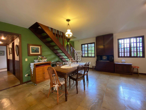 Imagem Casa com 5 Quartos à Venda, 196 m² em Carlos Guinle - Teresópolis Imagem Casa com 5 Quartos à Venda, 196 m² em Carlos Guinle - Teresópolis