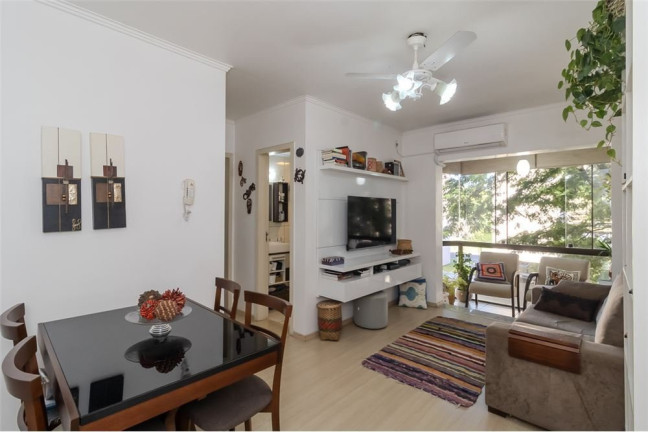 Apartamento com 1 Quarto à Venda, 44 m² em Jardim Do Salso - Porto Alegre