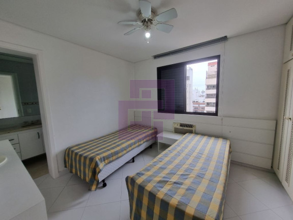 Imagem Apartamento com 3 Quartos à Venda, 230 m² em Pitangueiras - Guarujá